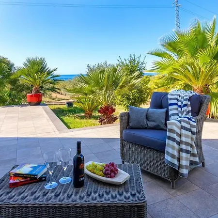 Beautiful Villa With Sea View Willa Alghero
